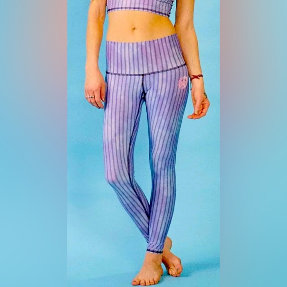 NWT Teeki starbird indigo striped yoga leggings